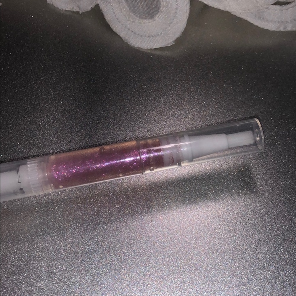 lipgloss made by me